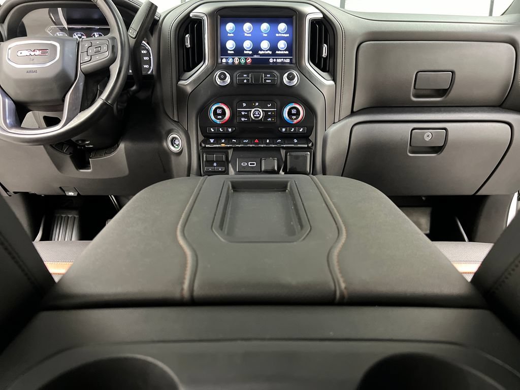 Used 2022 GMC Sierra 2500 AT4 w/ AT4 Preferred Package AWD/4WD image 44