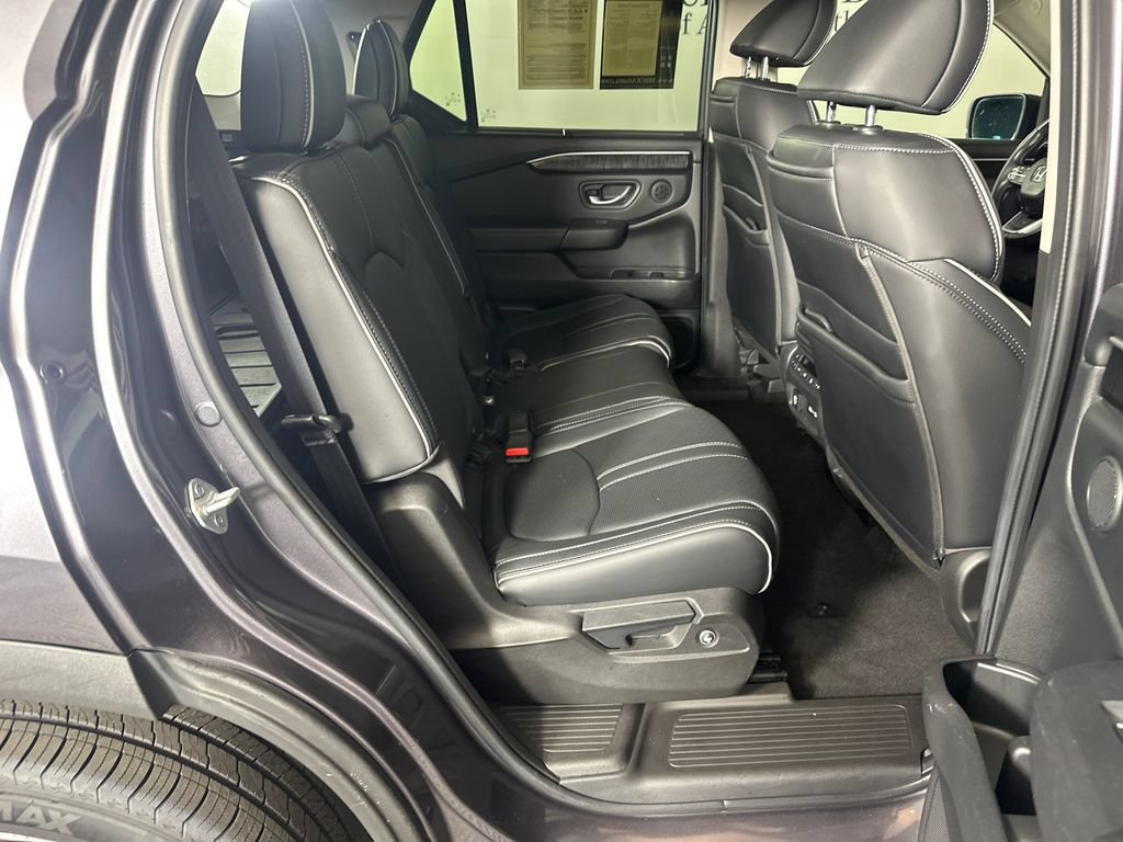 Used 2023 Honda Pilot Elite image 15