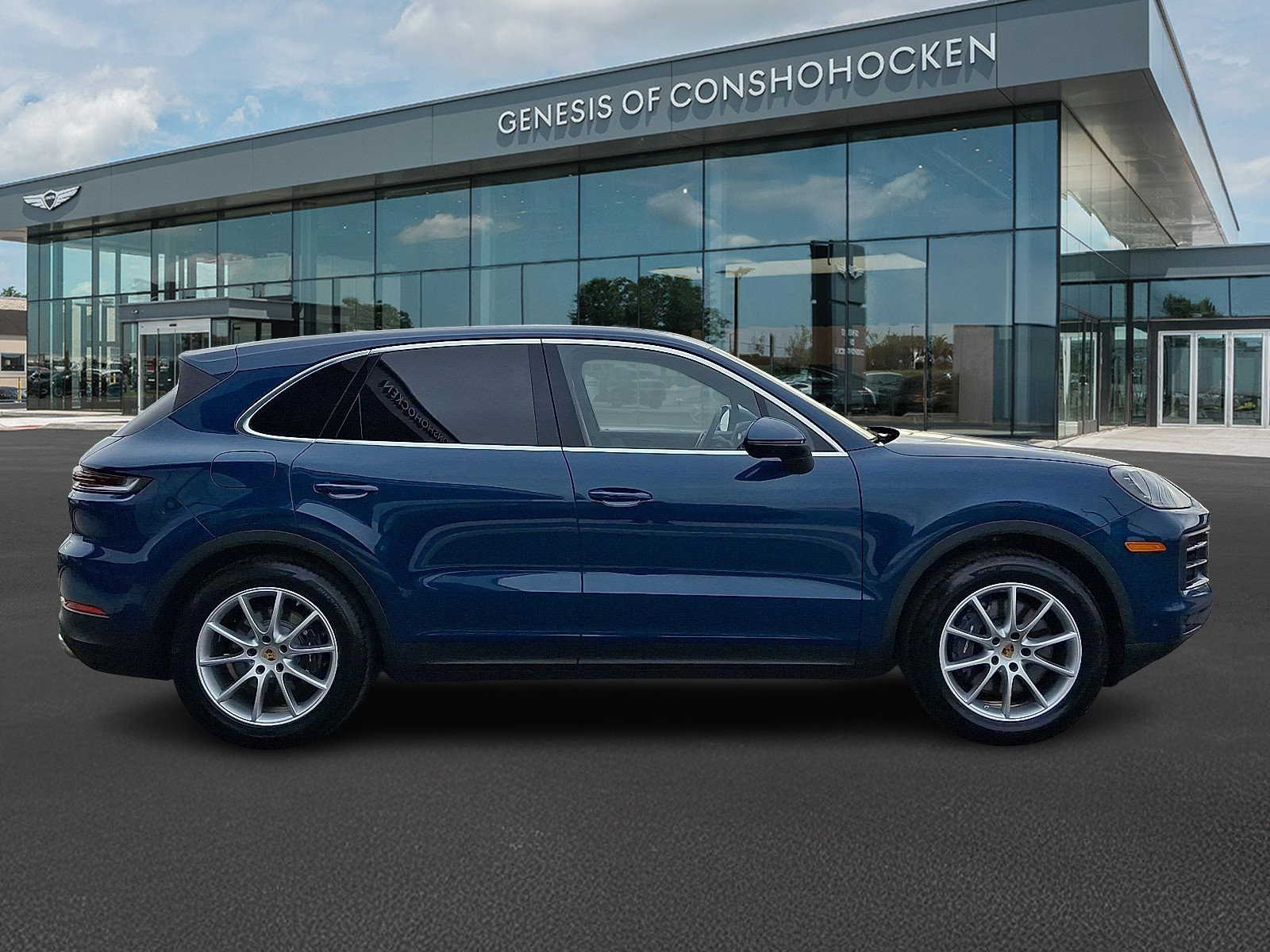 Used 2024 Porsche Cayenne image 7