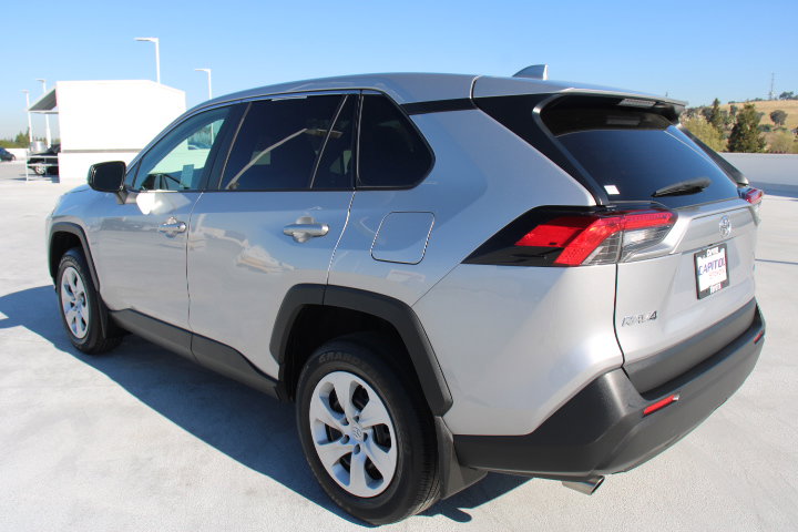Certified 2024 Toyota RAV4 LE image 5
