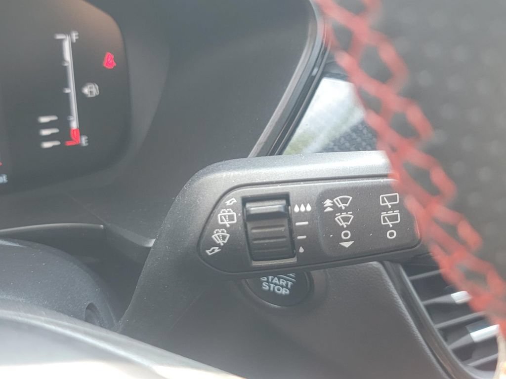 Used 2024 Ford Escape ST-Line FWD image 19