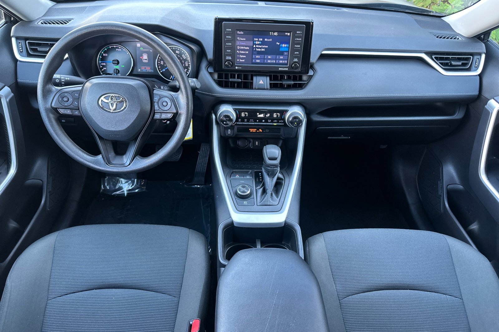 Used 2022 Toyota RAV4 LE image 14