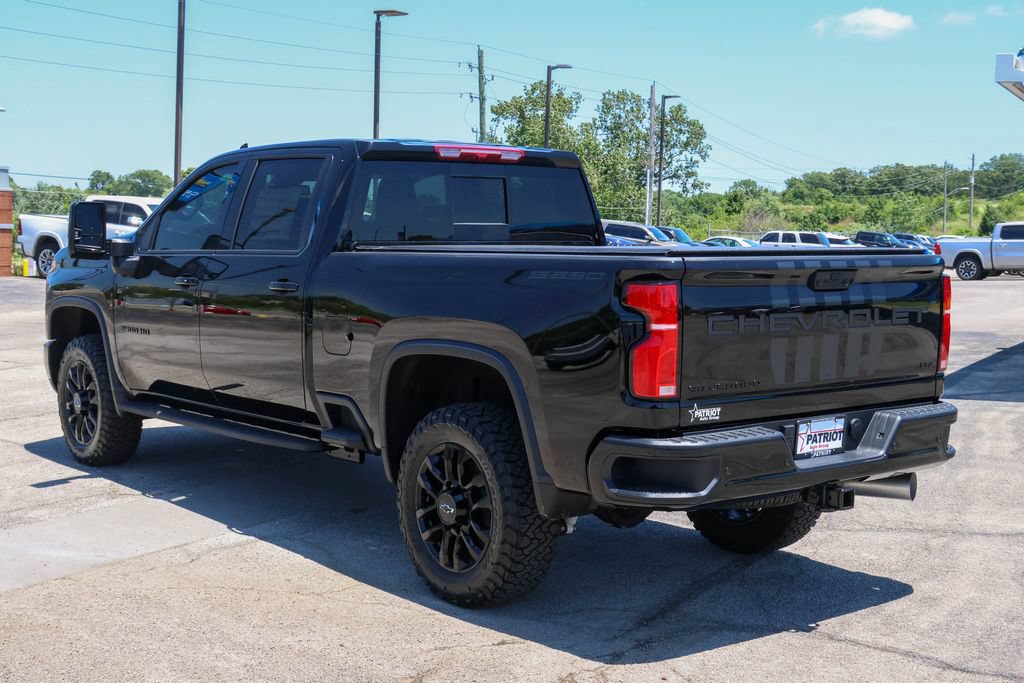 New 2026 Chevrolet Silverado 2500 LTZ AWD/4WD image 3