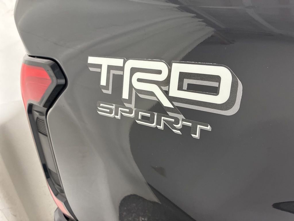 Used 2025 Toyota Tacoma TRD Sport image 31