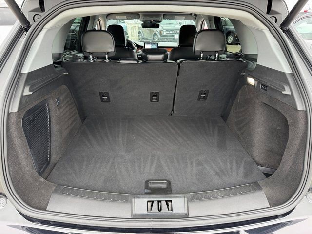 Used 2022 Lincoln Corsair Reserve w/ Equipment Group 201A image 18