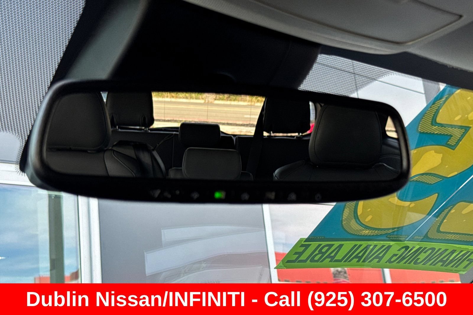 Used 2025 Toyota Sienna XLE FWD image 26