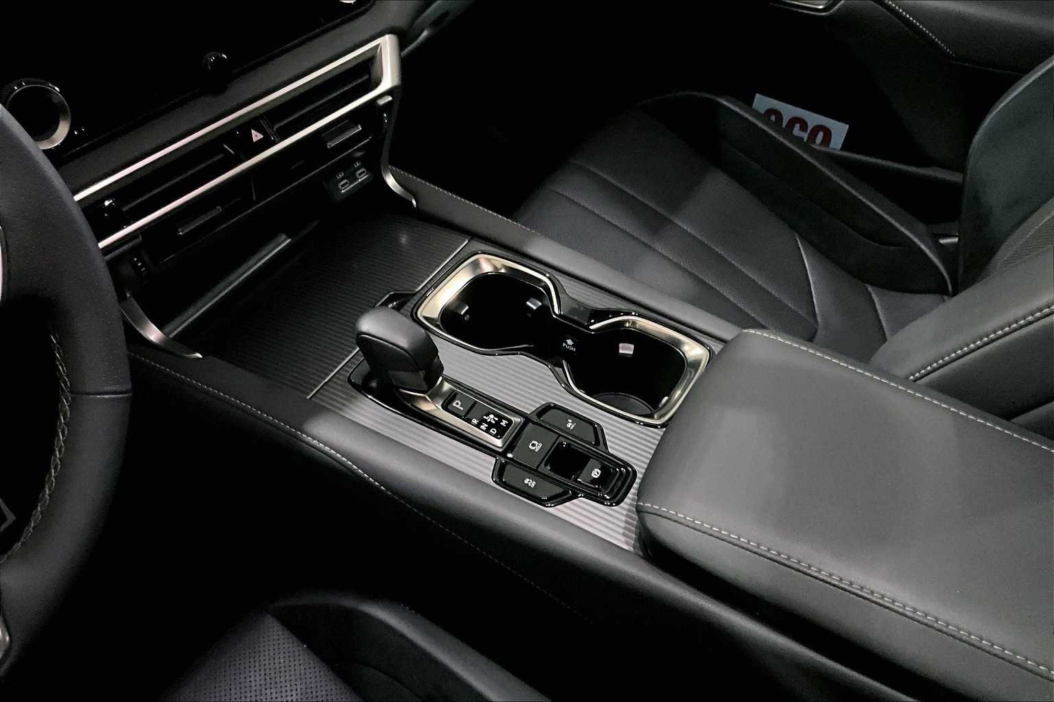 Certified 2023 Lexus RX 500h F Sport w/ Accessory Package (2T) AWD/4WD image 31