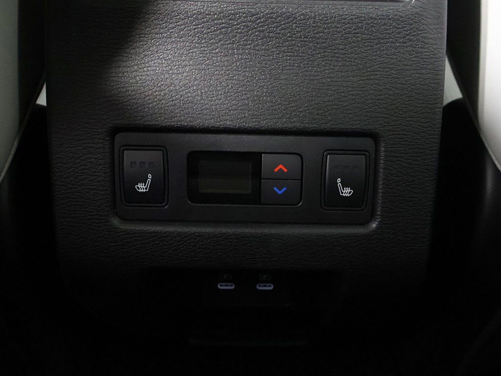 New 2025 Mitsubishi Outlander AWD image 56