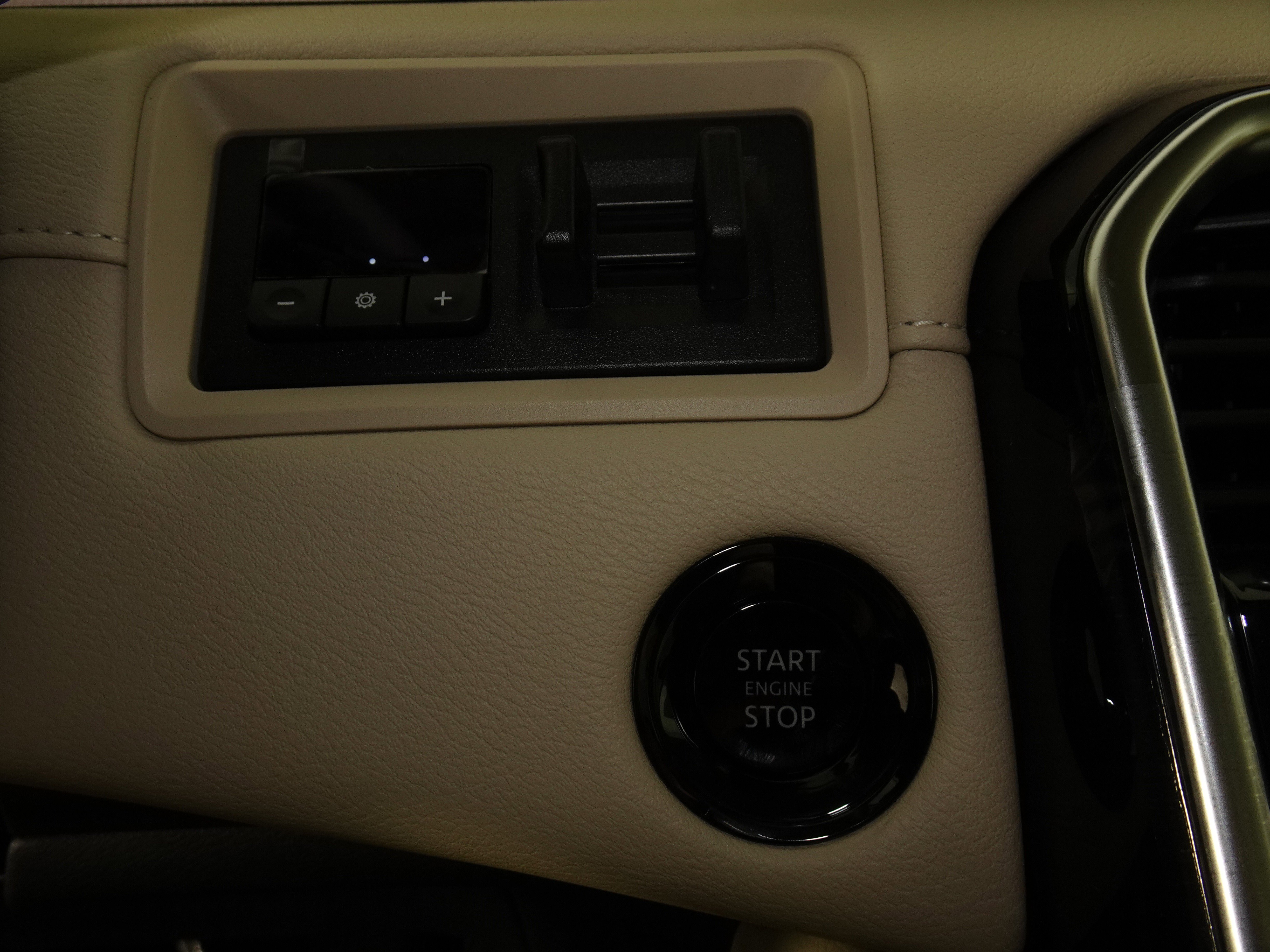 New 2025 Nissan Armada Platinum Reserve w/ Convenience Package image 37