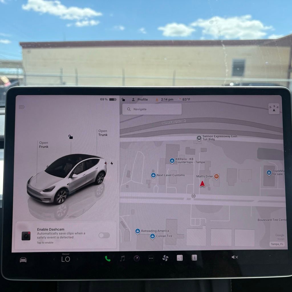 Used 2023 Tesla Model Y Long Range image 22