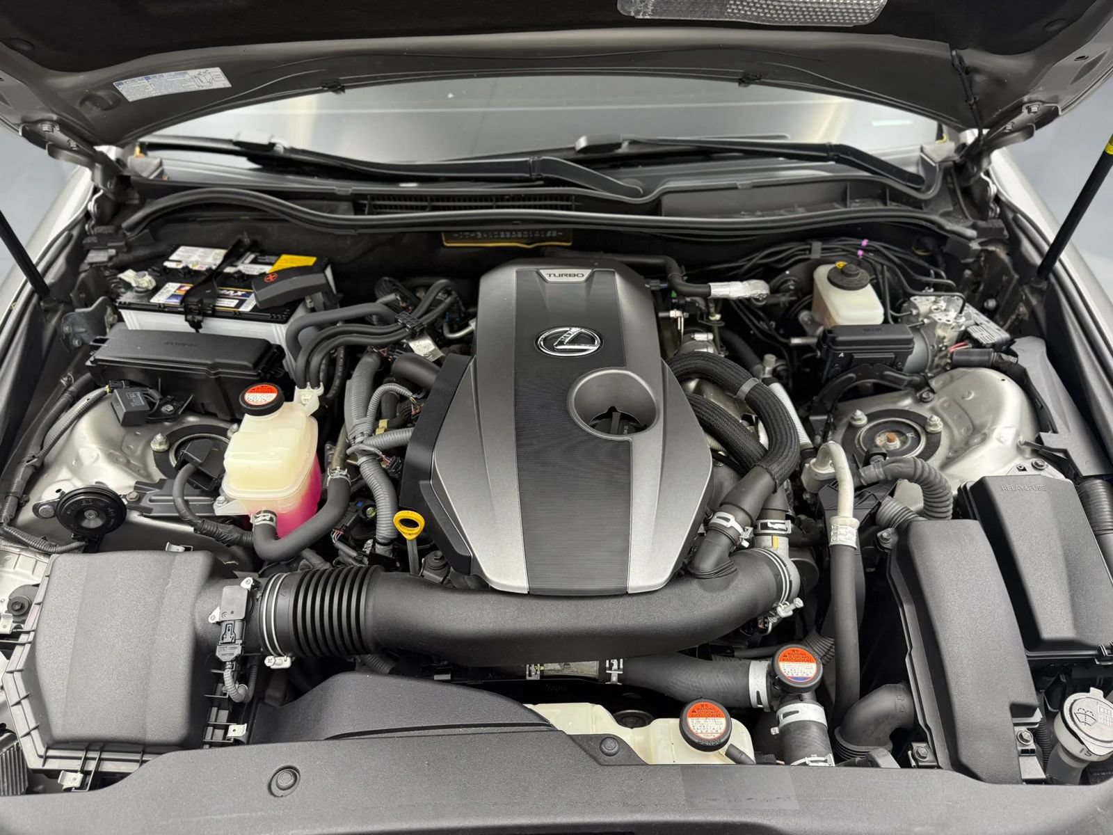 Used 2016 Lexus IS 200t RWD image 15