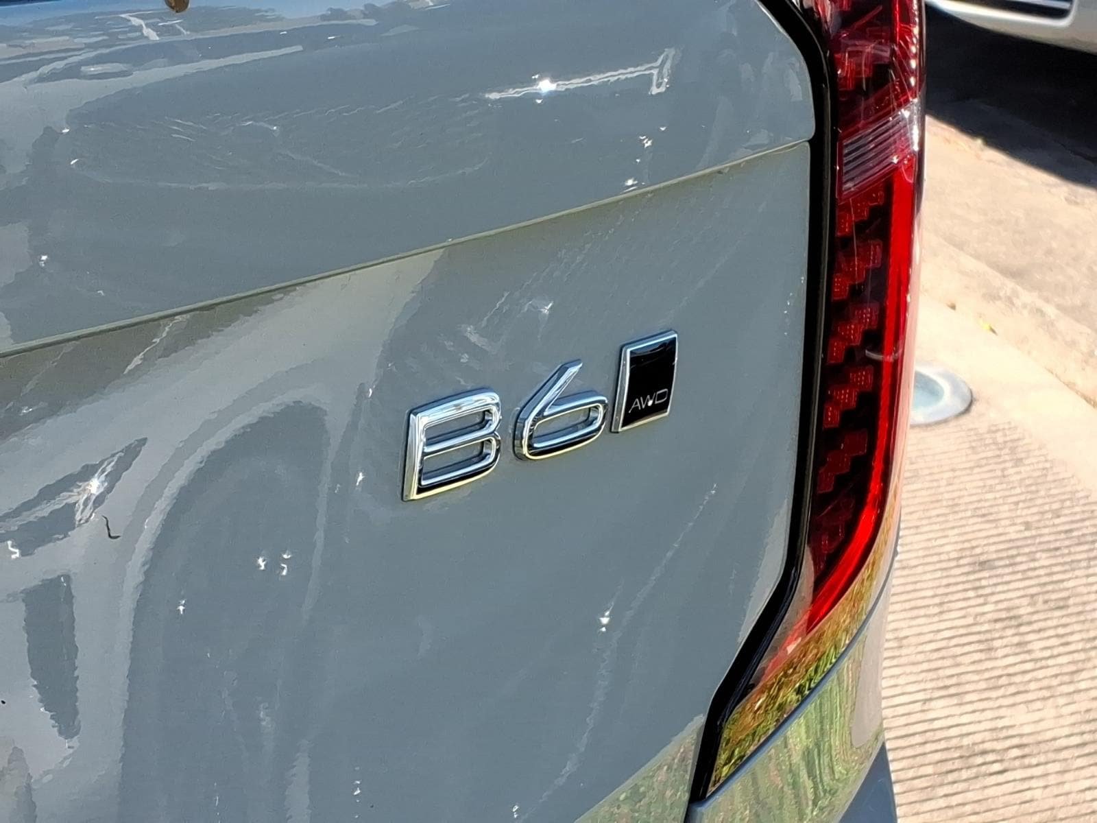 New 2026 Volvo XC90 B6 Plus w/ Protection Package Premier AWD/4WD image 8