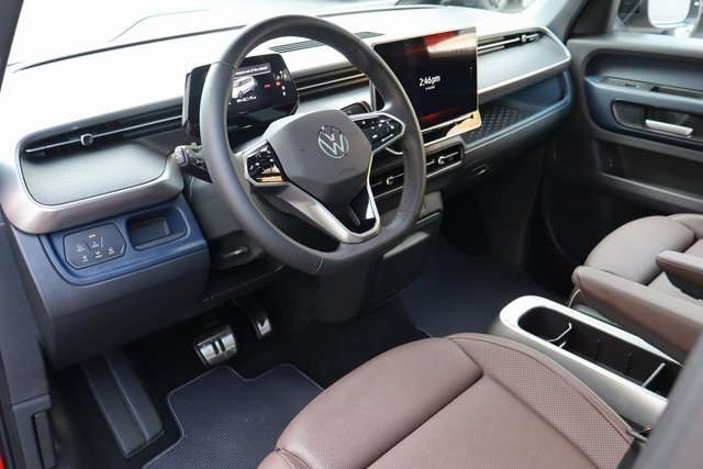 Used 2025 Volkswagen ID. Buzz Pro S Plus image 5