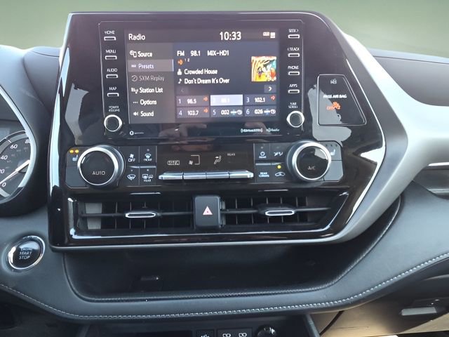 Used 2022 Toyota Highlander XLE image 30