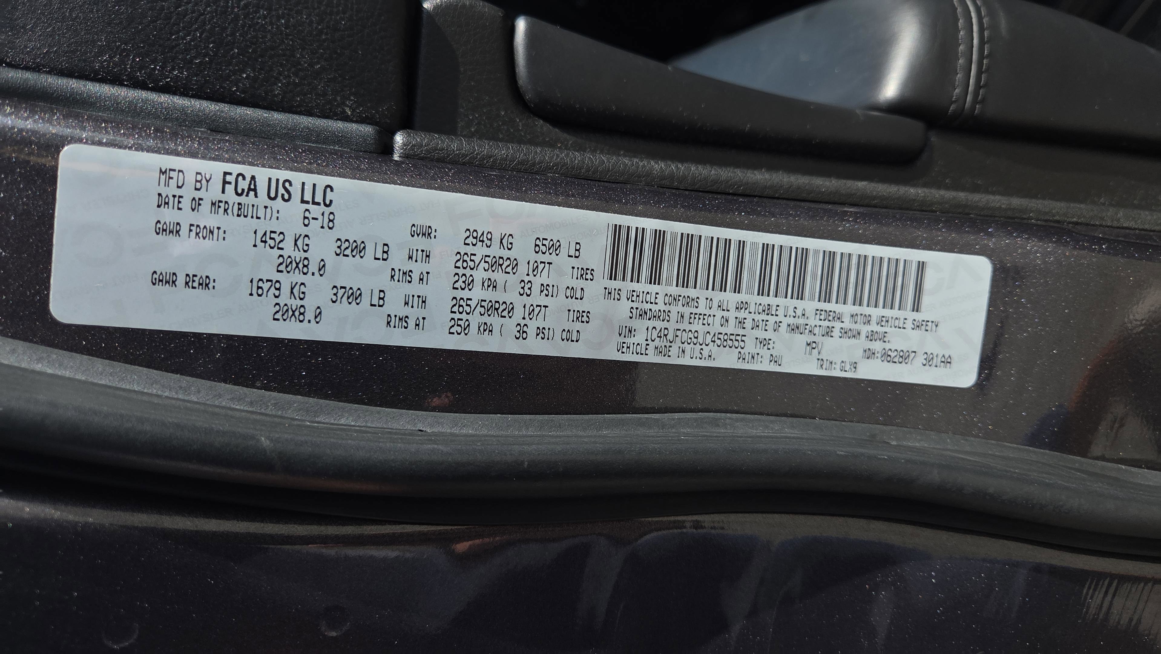 Used 2018 Jeep Grand Cherokee Overland AWD/4WD image 22