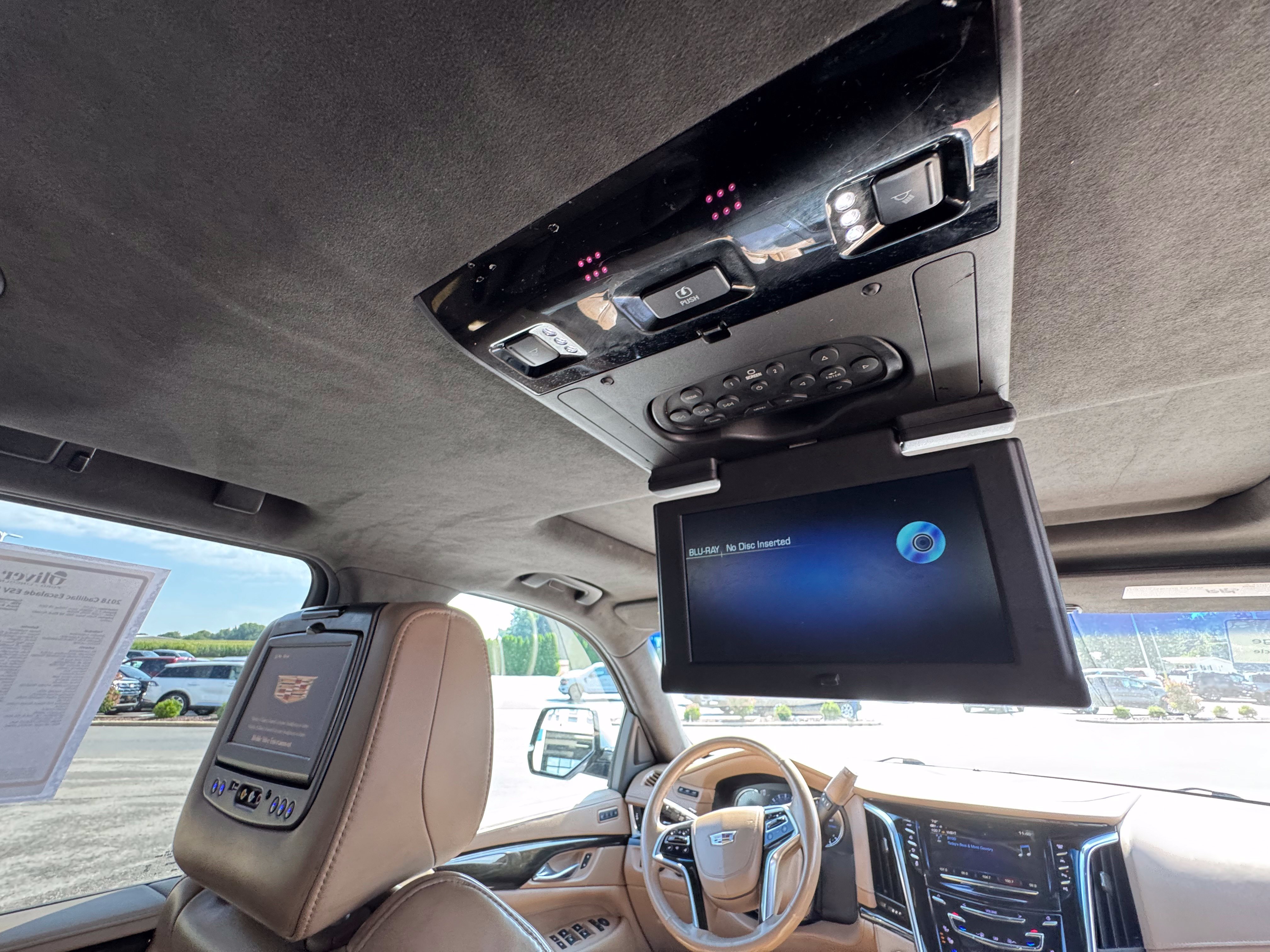 Used 2018 Cadillac Escalade ESV Platinum AWD/4WD image 20