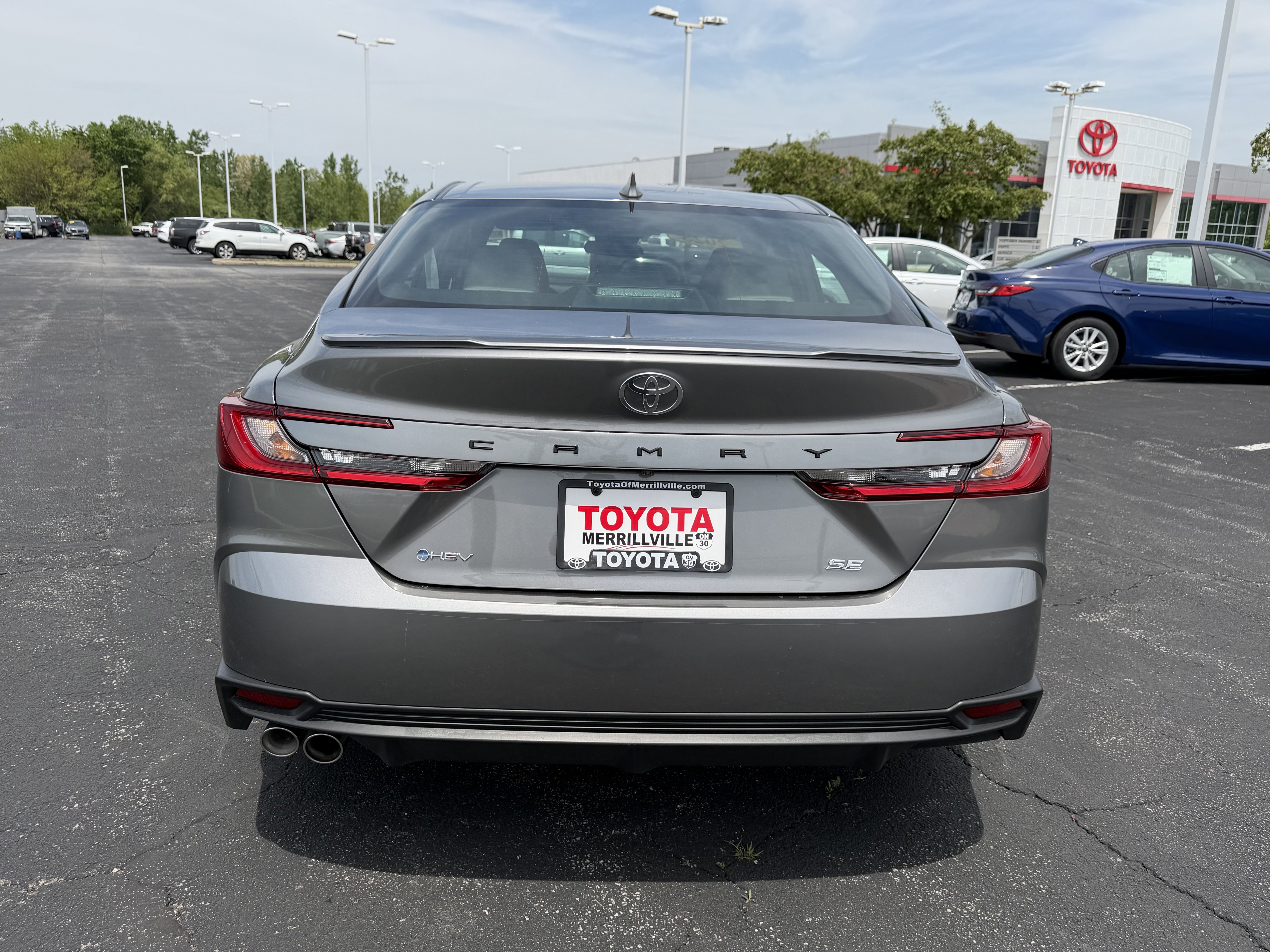 Certified 2025 Toyota Camry SE FWD image 7