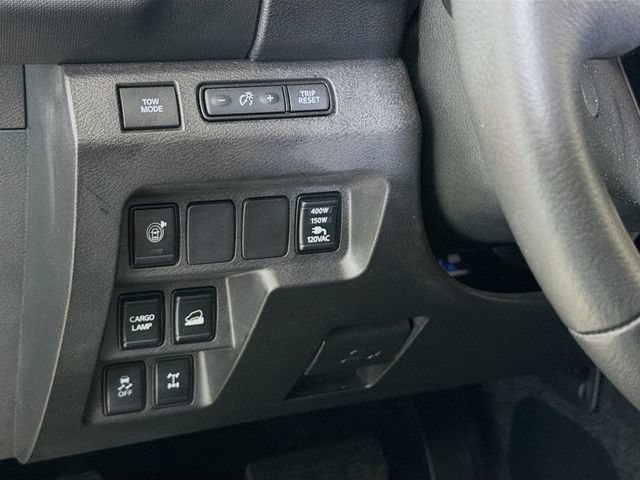 Used 2023 Nissan Frontier PRO-4X w/ Pro-4X Premium Package AWD/4WD image 10