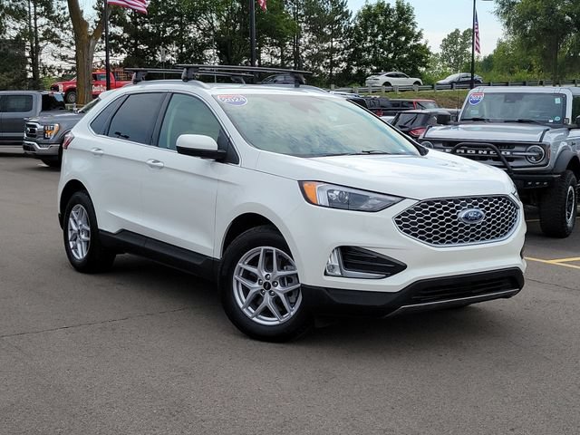 Used 2024 Ford Edge SEL w/ Convenience Package