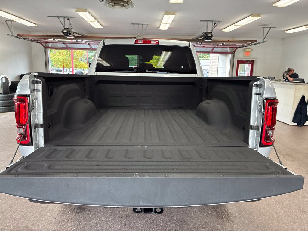Certified 2026 RAM 2500 Big Horn AWD/4WD image 31