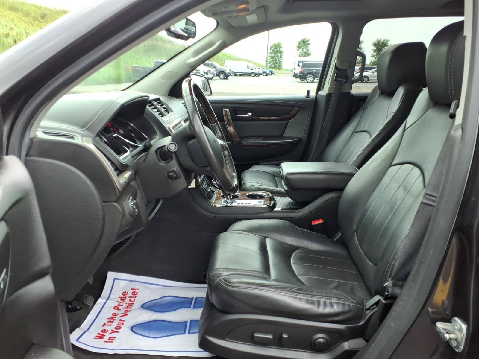 Used 2015 GMC Acadia Denali AWD/4WD image 25