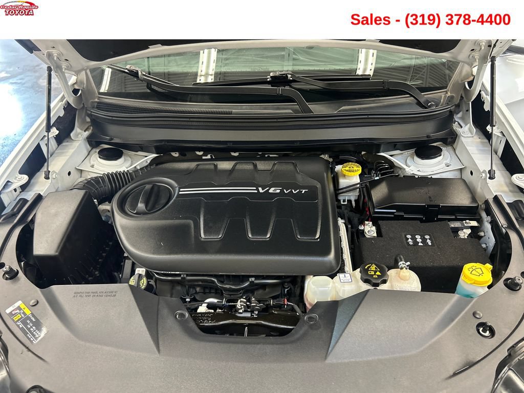 Used 2021 Jeep Cherokee Limited w/ Elite Package AWD/4WD image 25