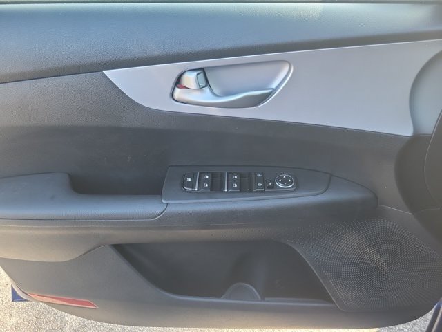 Used 2024 Kia Forte LXS w/ LXS Technology Package FWD image 21