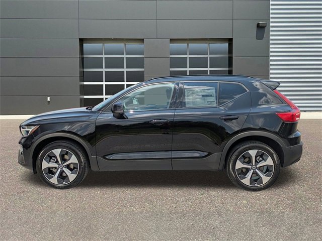 New 2026 Volvo XC40 B5 Plus w/ Protection Package Premier image 6