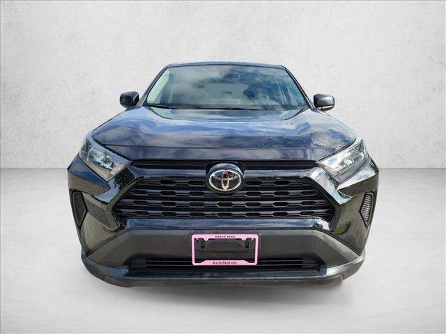 Used 2022 Toyota RAV4 LE FWD video 2
