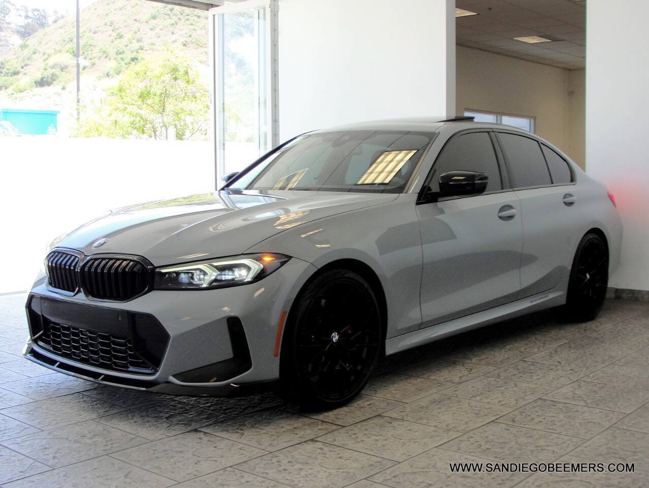 Used 2023 BMW 330i Sedan w/ M Sport Package RWD image 40