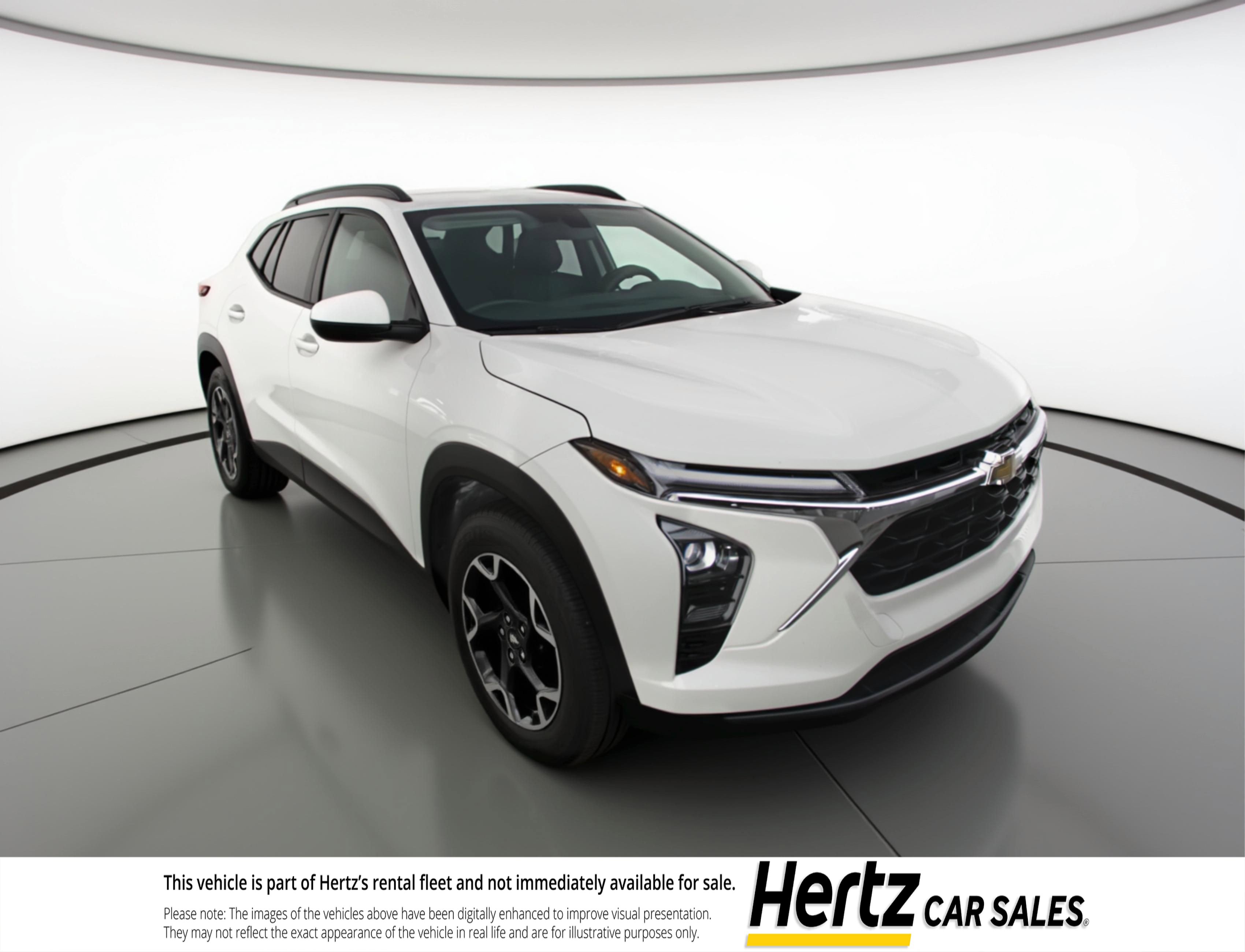 Used 2025 Chevrolet Trax LT