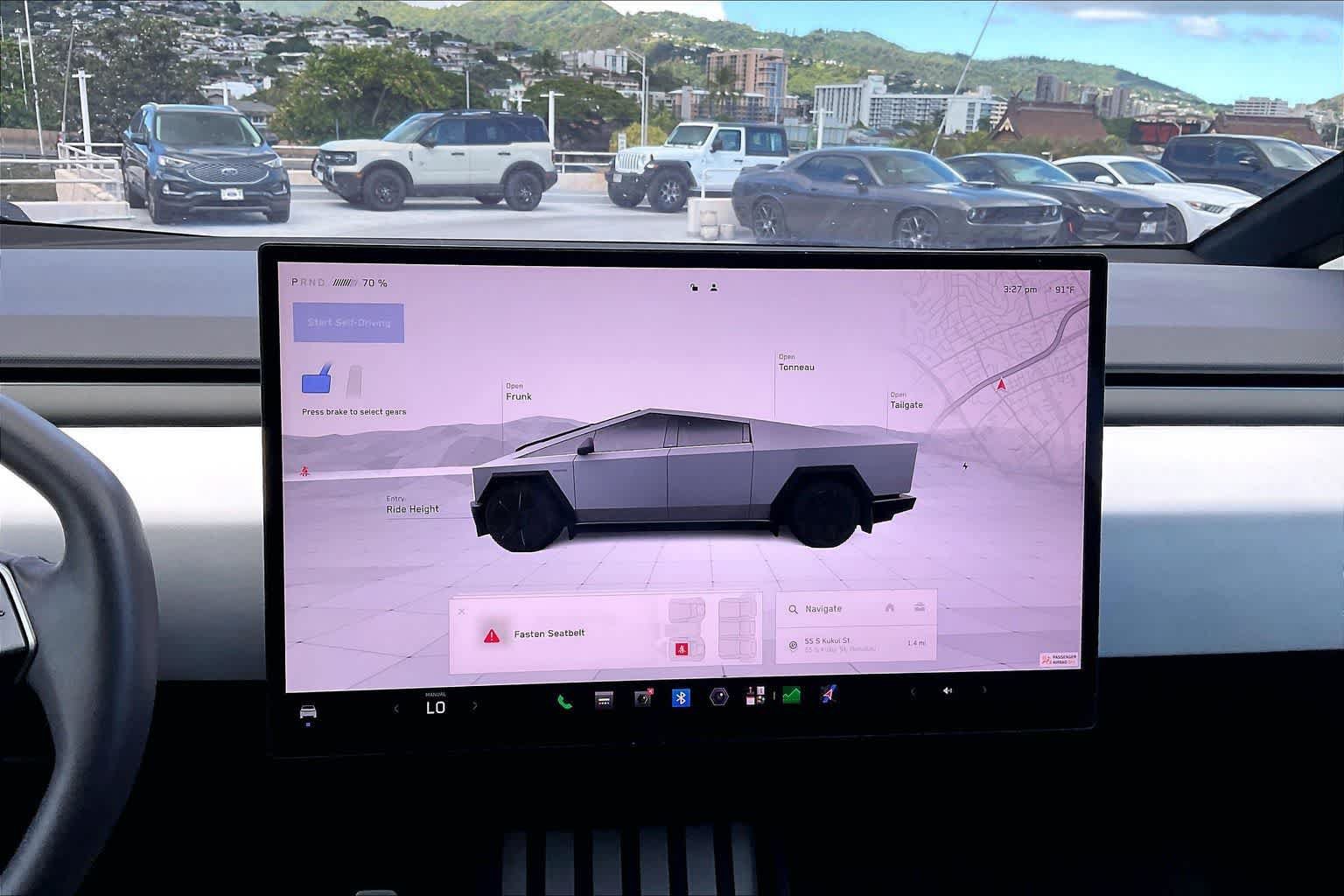 Used 2024 Tesla Cybertruck AWD Crew Cab image 17