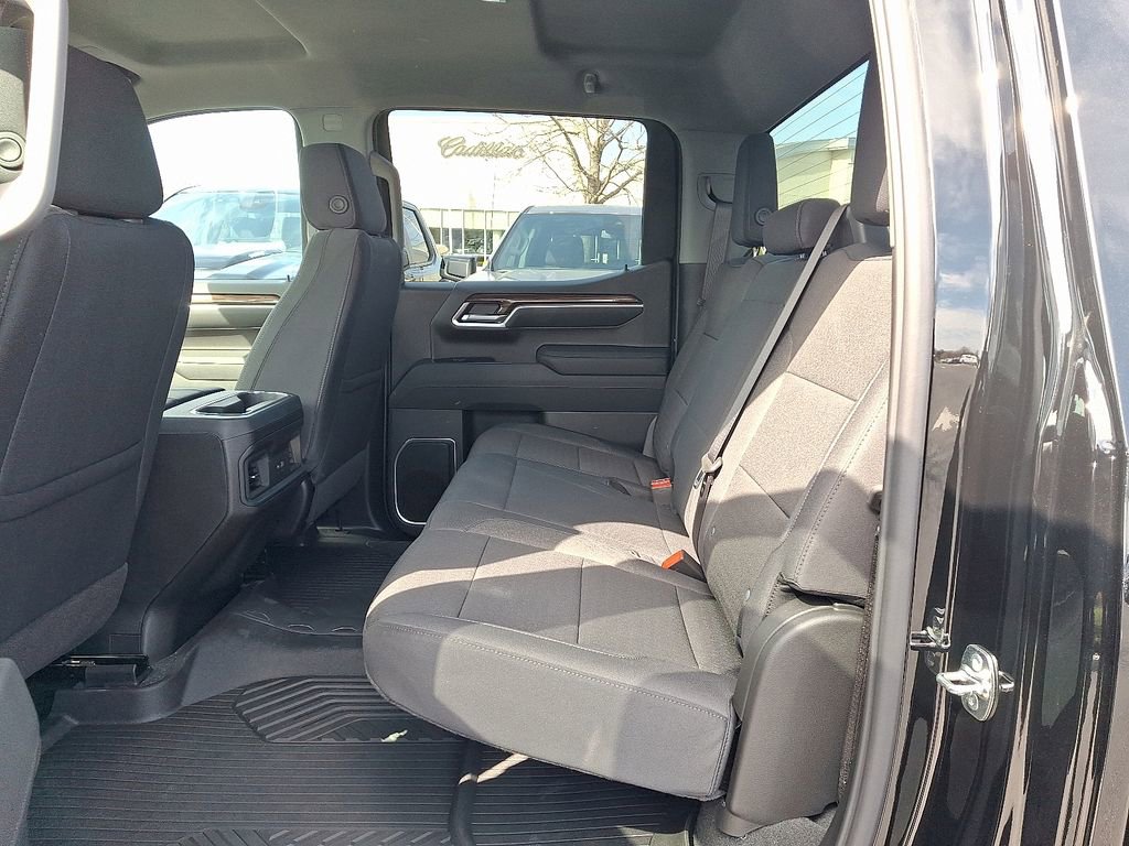 New 2026 Chevrolet Silverado 1500 RST w/ Dark Appearance Package image 5
