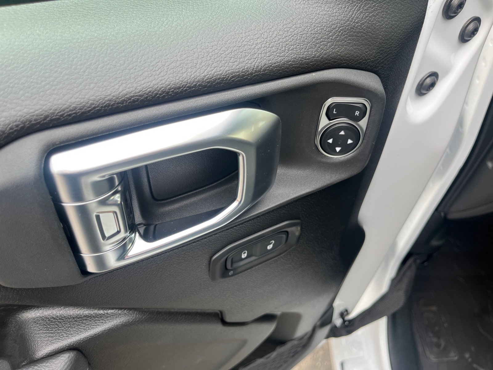 New 2026 Jeep Wrangler Sport S image 14
