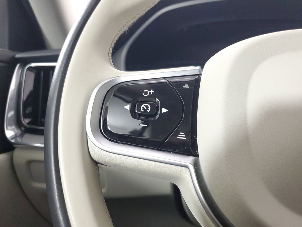 Certified 2026 Volvo V60 B5 Cross Country Plus w/ Protection Package Premier image 27