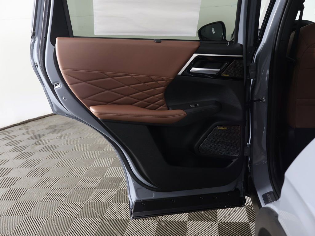 New 2026 Mitsubishi Outlander SEL AWD/4WD image 31