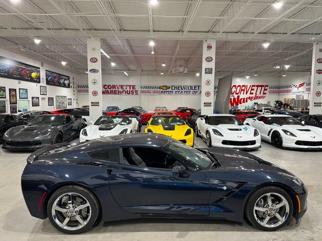 Used 2015 Chevrolet Corvette Stingray Coupe RWD image 6