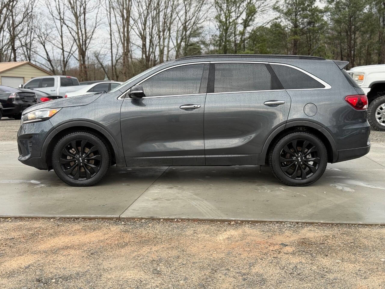 Used 2020 Kia Sorento S image 4