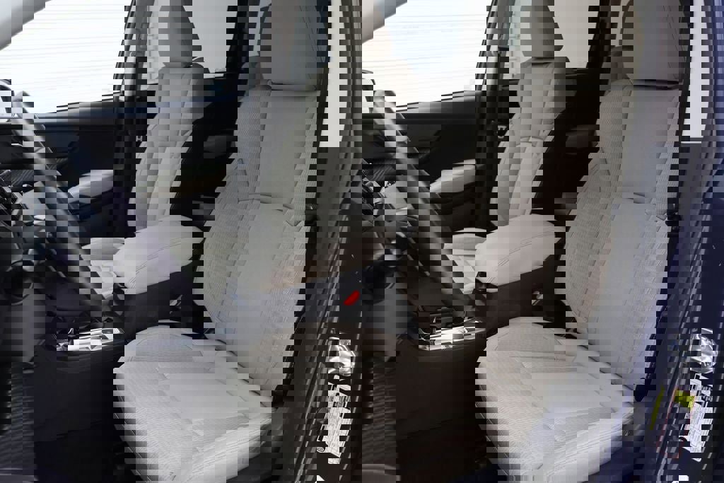 Used 2023 Subaru Ascent Premium w/ Convenience Package image 17