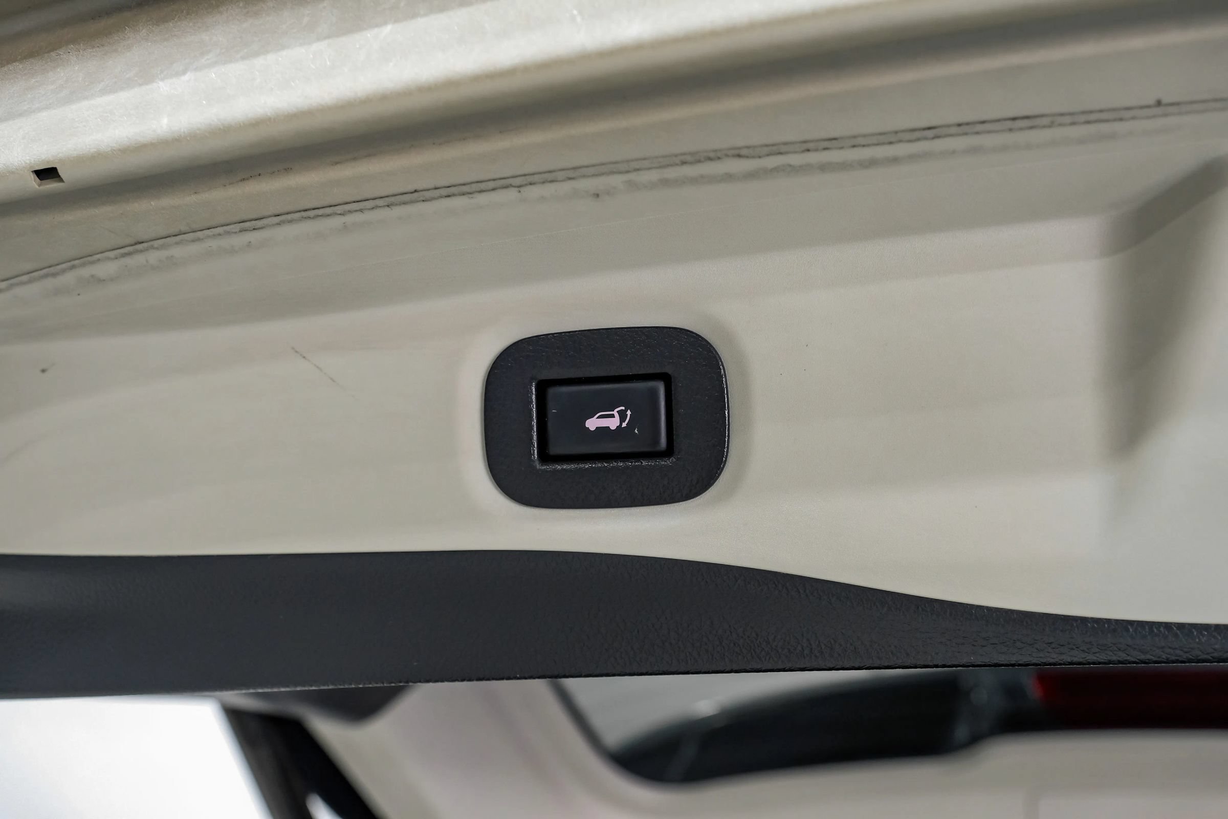 Used 2018 Nissan Rogue SL w/ Premium Package FWD image 64