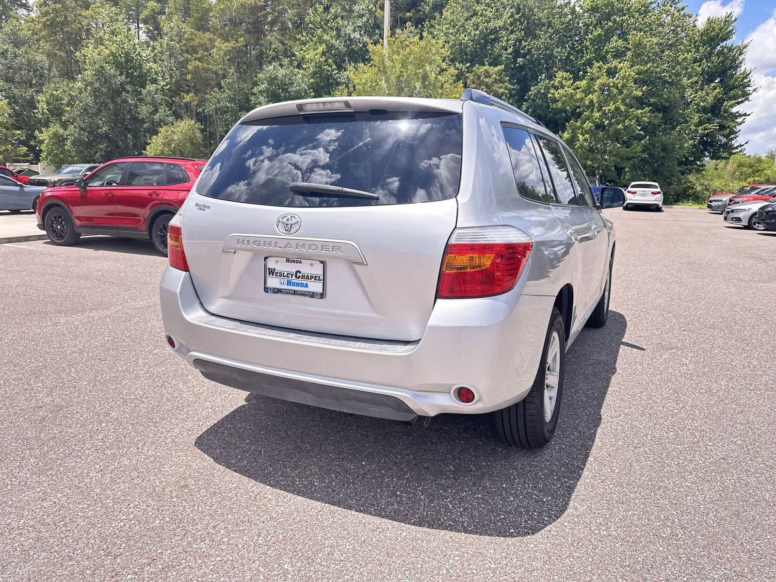 Used 2010 Toyota Highlander 2WD w/ Convenience Pkg image 6