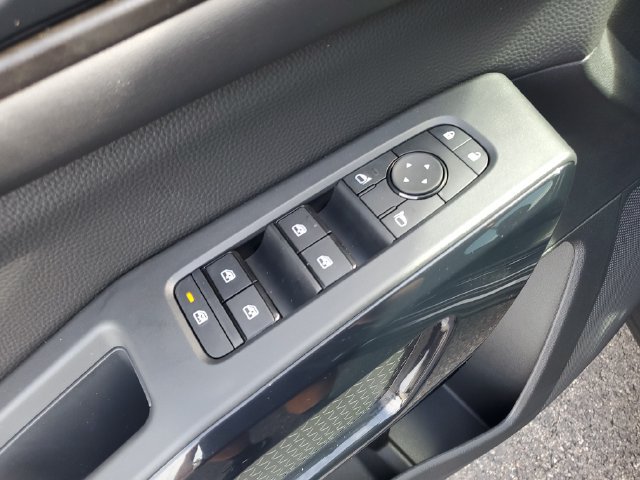 New 2026 Nissan Pathfinder SV w/ Cargo Package AWD/4WD image 25