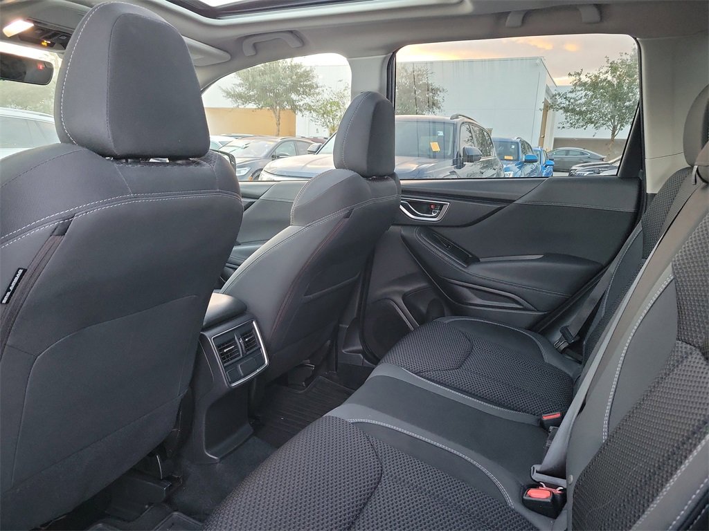 Used 2021 Subaru Forester Premium image 8