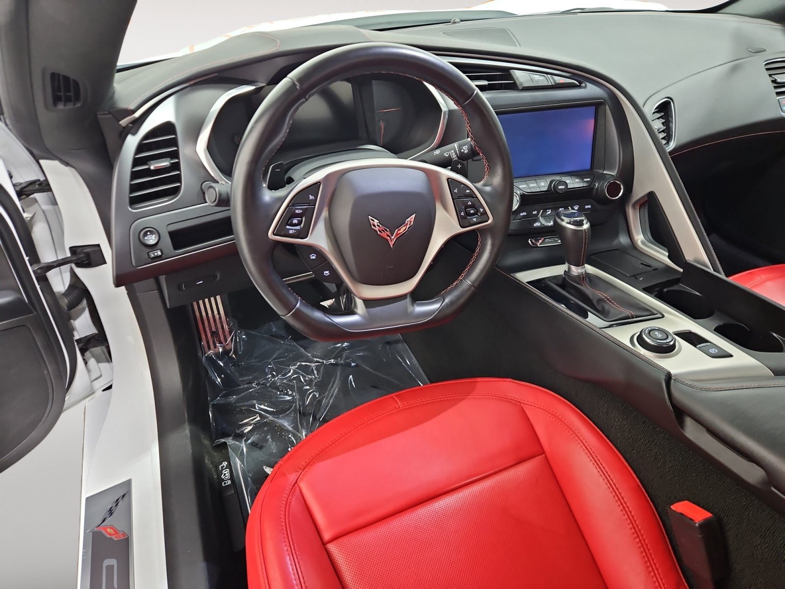 Used 2017 Chevrolet Corvette Stingray Coupe w/ 1LT RWD image 10