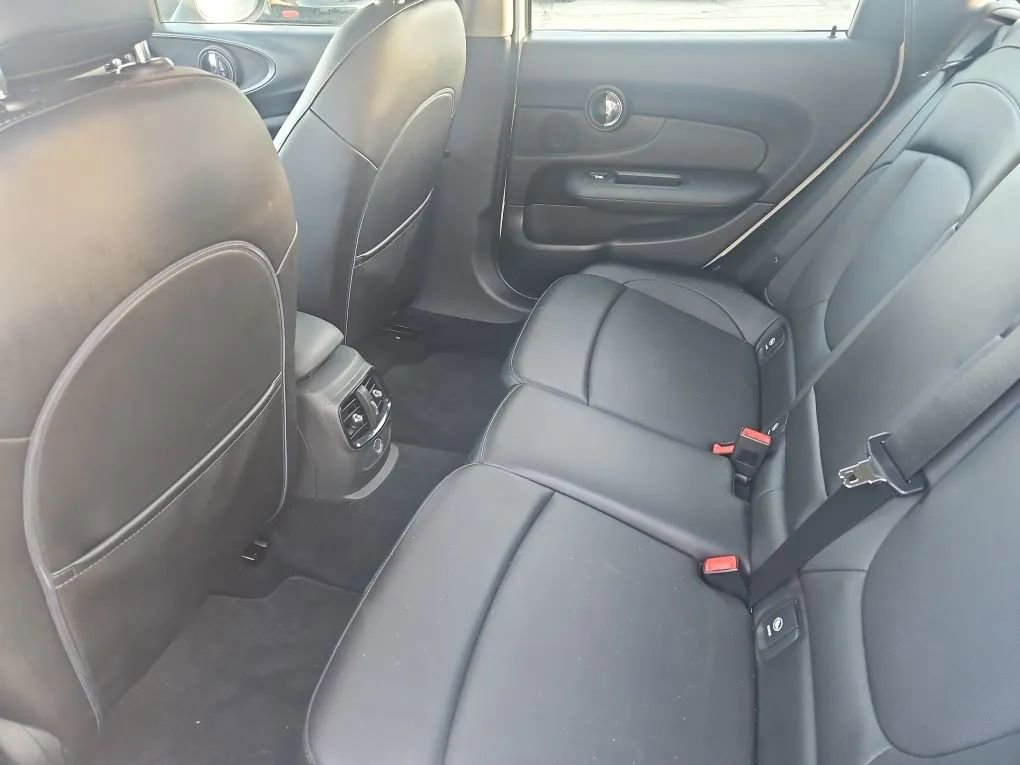 Used 2016 MINI Cooper Clubman image 21