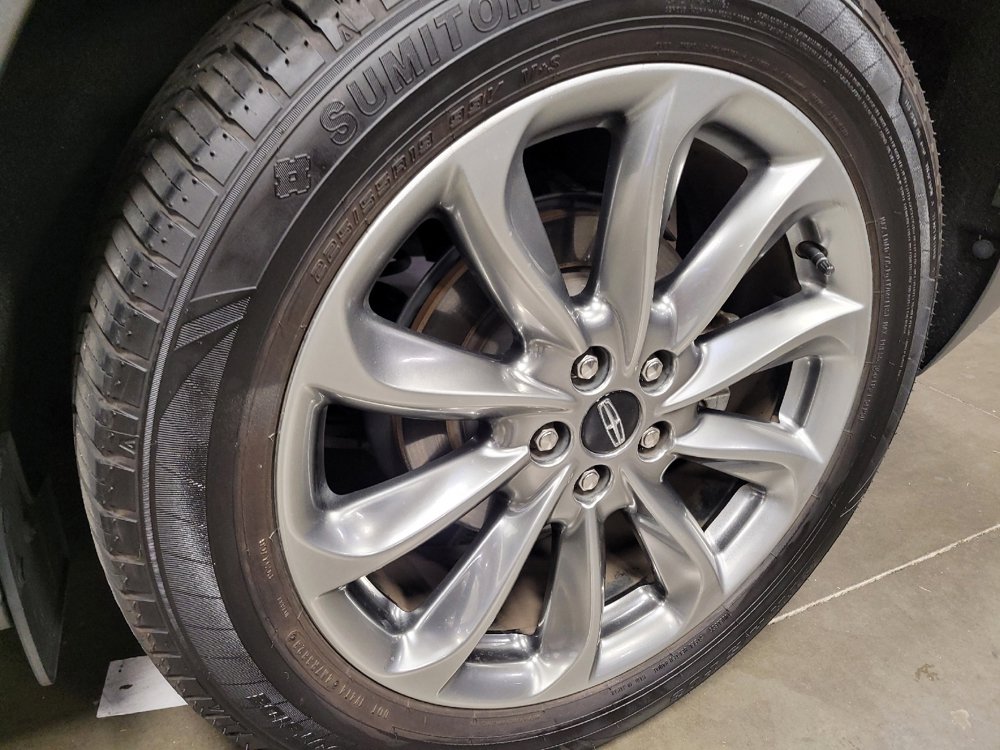 Used 2022 Lincoln Corsair FWD w/ Premium Package image 31