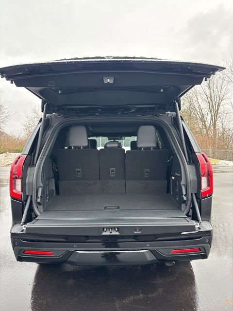 New 2025 Ford Expedition Platinum w/ Stealth Performance Package image 10