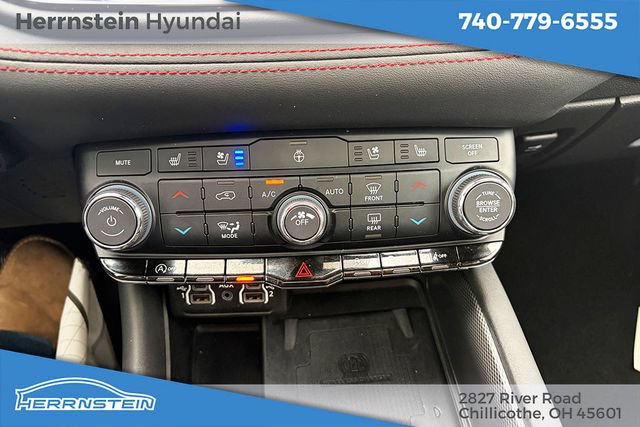Used 2023 Dodge Durango GT AWD/4WD image 21