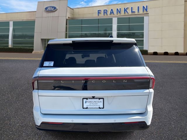 New 2026 Lincoln Navigator L Reserve w/ Jet Appearance Package AWD/4WD image 6