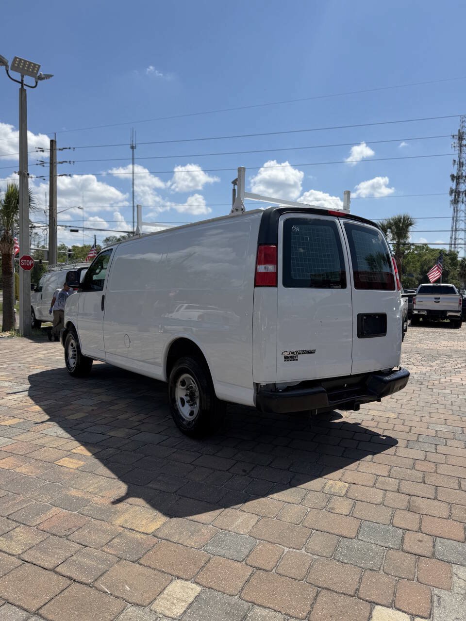 Used 2020 Chevrolet Express 2500 w/ Driver Convenience Package RWD image 16